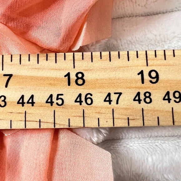 # A110 Nancy Romantic Peach 3d Hexagon appliqués Off-Shoulder Top NWT S - Picture 10 of 10